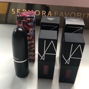 Deluxe new lipsticks